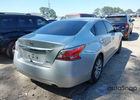 2014 Nissan Altima 2.5/2.5 S/2.5 Sl/2.5 Sv z USA, uszkodzony, nr VIN 1N4AL3AP6EN382639